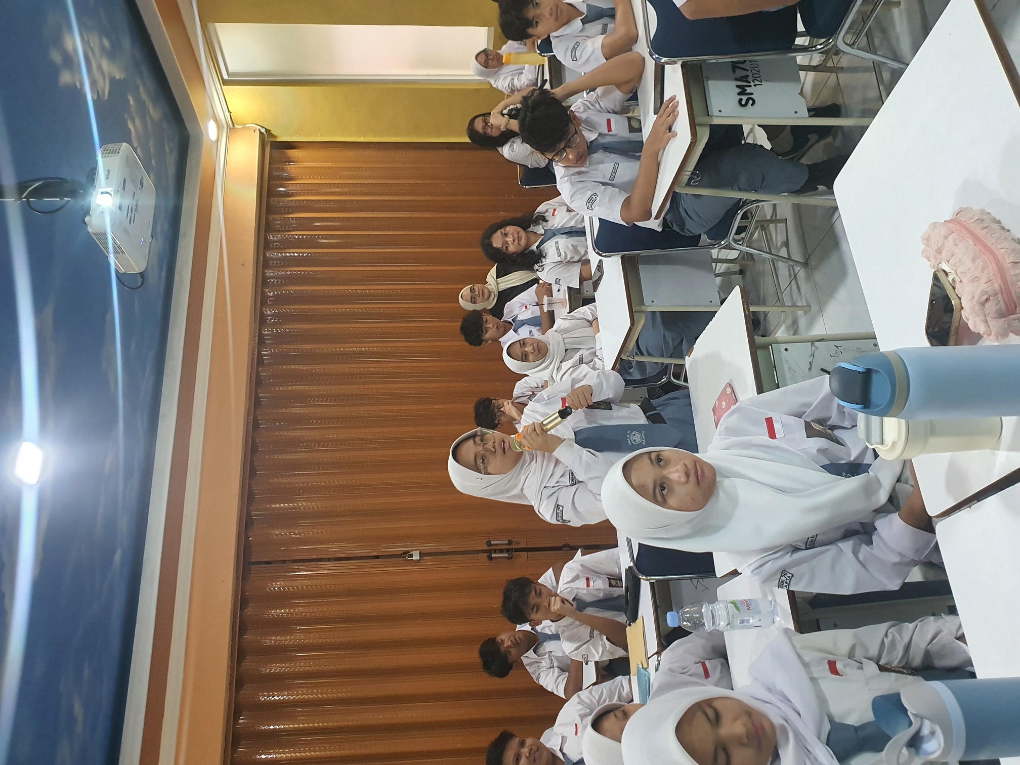 SMA Negeri 70 Bergerak untuk Sekolah Berkelanjutan