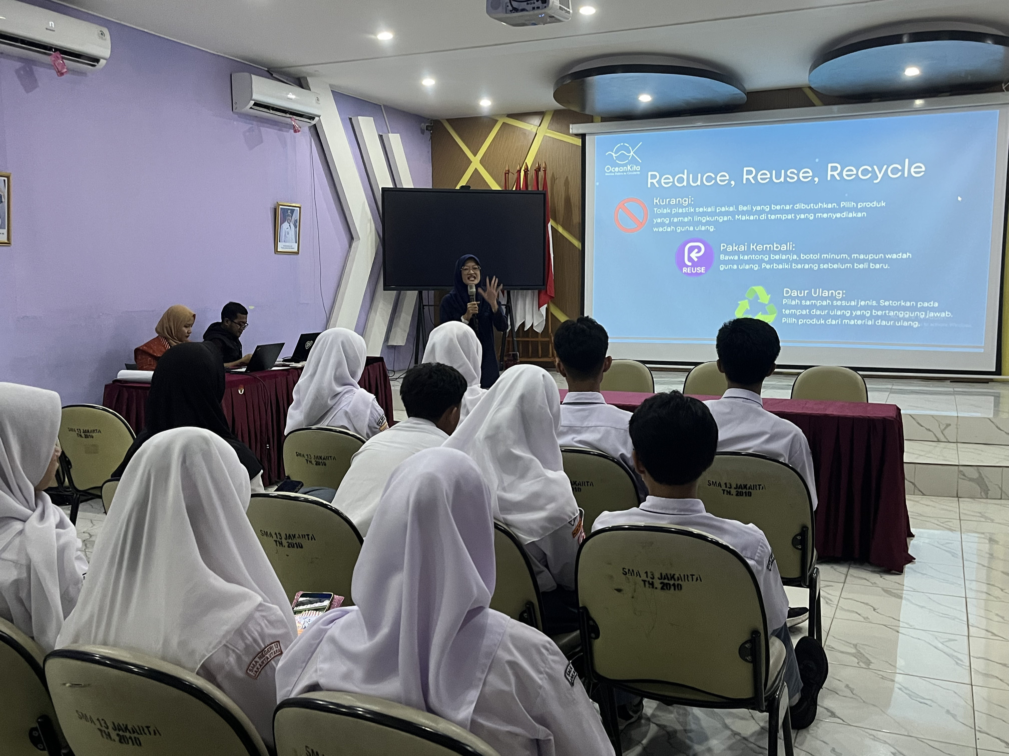 Hadirkan Praktik Baik untuk SMA Negeri 13 Jakarta