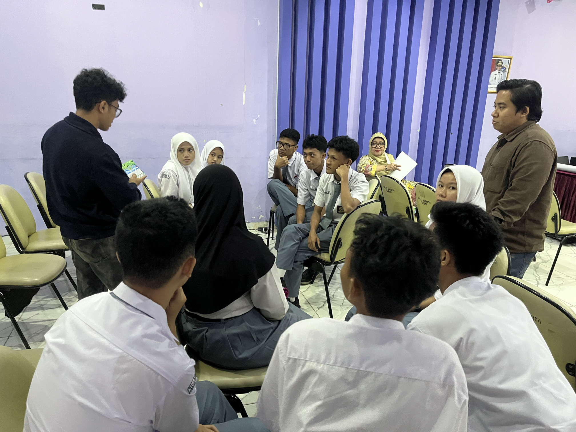 Hadirkan Praktik Baik untuk SMA Negeri 13 Jakarta