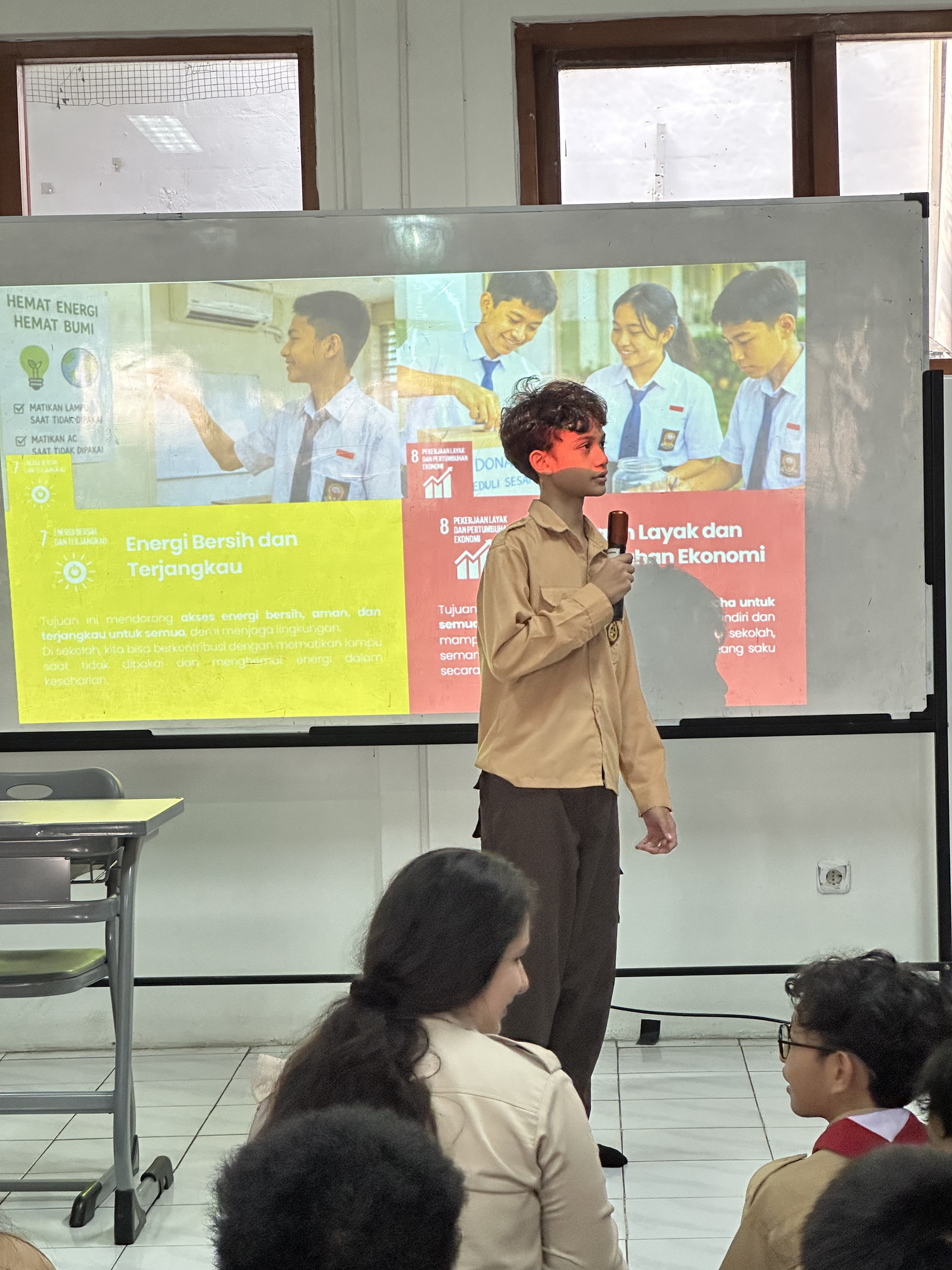 SDGs Futuremakers Sambangi SMP Garuda Cendekia